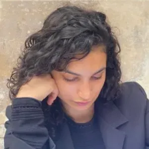 Professeure particulière diplômée de Sciences Po Paris