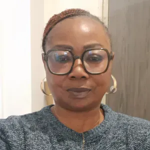 Femme de ménage disponible régulièrement 8e