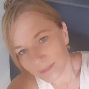 Baby-sitter et aide à la personne expérimentée