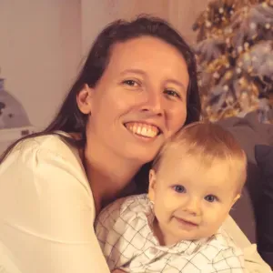 Baby-sitter bienveillante autour d'Ambazac et Limoges