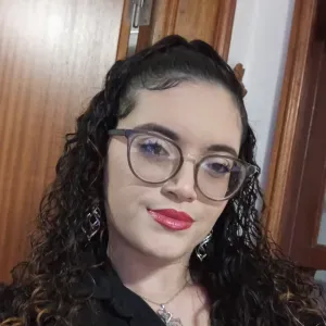 Babysitter com experiência em Santa Maria da feira 