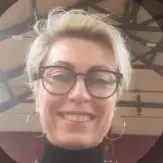 Assistante de Vie, Aide à Domicile, Dame Compagnie en CESU