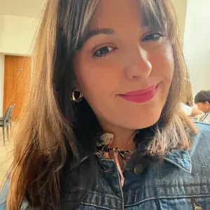 Étudiante Bac+5 t'aide à réussir tes cours!