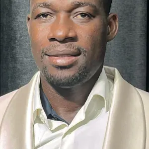 by-sitter sérieuse et disponible à Paris