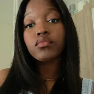 Baby-sitter expérimentée à Paris!