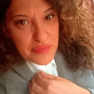 Addetto alle pulizie o lavori sartoriali 