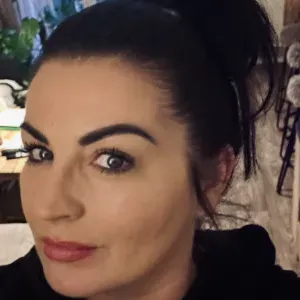 Aide à domicile sérieuse – ménage et repassage 