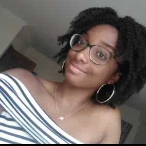 Disponível aos fins de semana