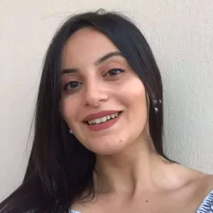 Baby-sitter motivée à Bordeaux