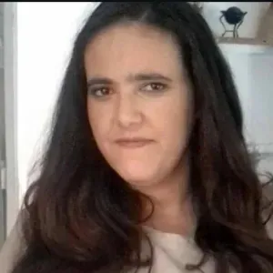 Babysitter ou petsitter com alguma experiência 