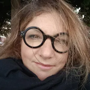 Addetta pulizie per appartamenti