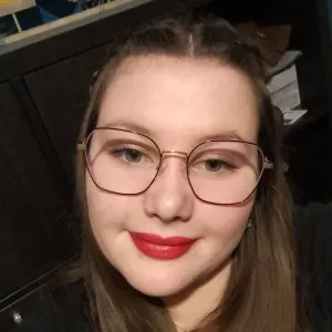 Baby-sitter sérieuse et dynamique à domicile 