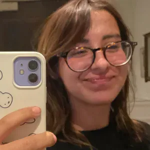 Babysitter experimentée en recherche d'un job ! 