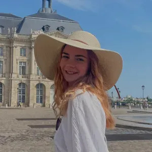 Professeure particulière à Marseille