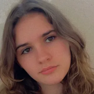 Étudiante, pet sitter à poissy 