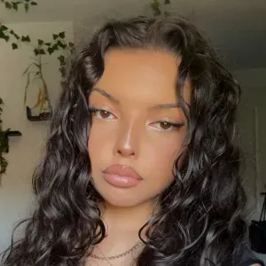 Baby-sitter étudiante à saint étienne !