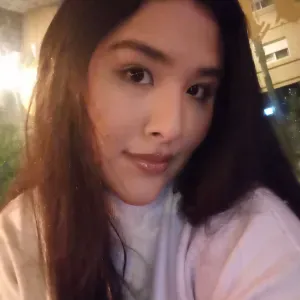 Cuidadora de mascotas en Valencia, España