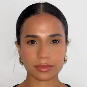 Baby-sitter expérimentée a Saint jean de Luz