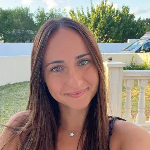 Baby-sitter étudiante professeure des écoles 