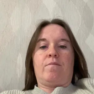 Baby-sitter , garde d enfants à domicile 