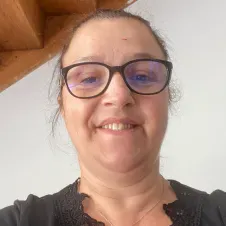 Femme de menage responsable 