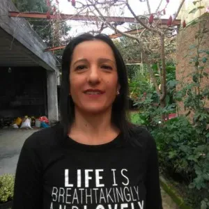 busco trabajo, canguro, cuidado personas mayores,limpa de ho