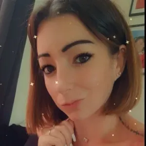 Nounou à domicile disponible de suite 