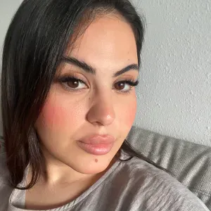 Baby-sitting expérimentée  à Nantes 