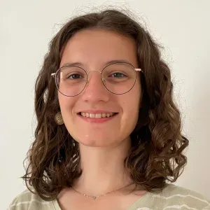 Etudiante motivée pour la garde d'enfant(s) :)