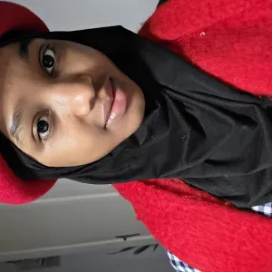 Femme de ménage et couturière