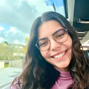 Babysitter/Petsitter em Torres Vedras