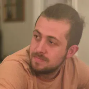 Jeune de 24 ans sérieux et motiver