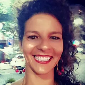 Empregada de Limpeza Serviços domésticos 