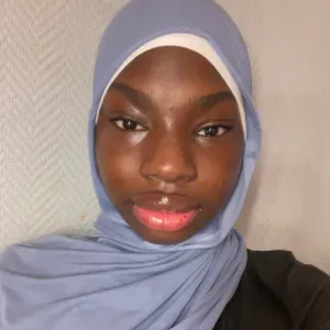 	Jeune baby-sitter sérieuse pour vos enfants