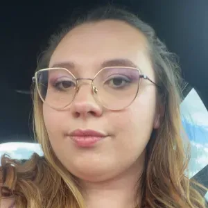 Baby-sitter autour de Breteuil (25km maximum) 