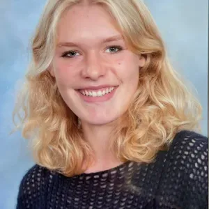 Étudiante en Droit à Paris et tutrice en langues