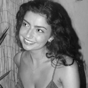 Baby-sitter expérimentée à Vannes