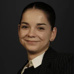 Je recherche une baby-sitter