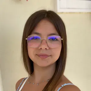 Baby-sitter expérimentée à chaudon 