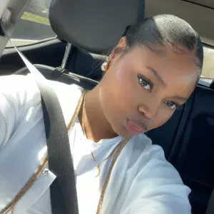 Experienced Babysitter Available – Reliable & Caring!