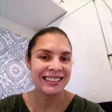 Faço limpeza com muito brio e atenção aos pormenores.