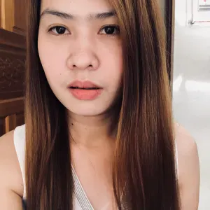 Looking for a full time job as a nanny