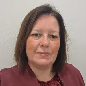 Insegnante di scuola dell'infanzia da 13 anni.