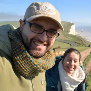 Je recherche une baby sitter