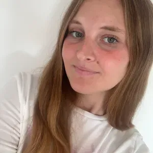 Baby-sitter expérimenté à Cannes