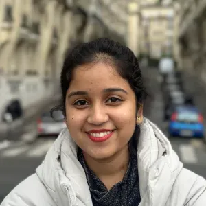 Experienced baby sitter in Paris 