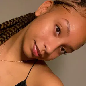 Baby-sitter motivée et sérieuse de Saint-Anne à Saint-Denis