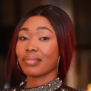 Aide à domicile pour aînée à Paris et environnant 