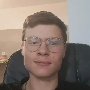 Baby-sitter en recherche d'expérience à Perpignan 