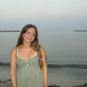 Étudiante sérieuse et motivée pour garder vos enfants 